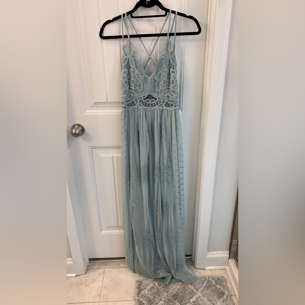 Limelush Lace Sleeveless Mesh Maxi Dress - size large